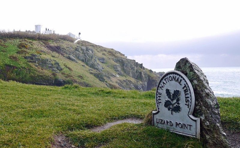 South-West Coastal Path — Lizard to Polurrian Bay